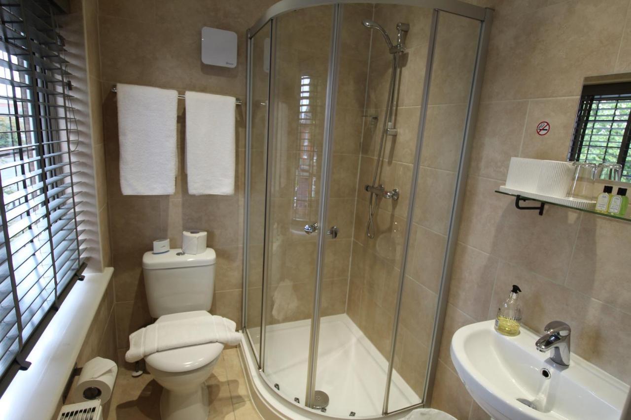 Aparthotel Holcombe House 5*